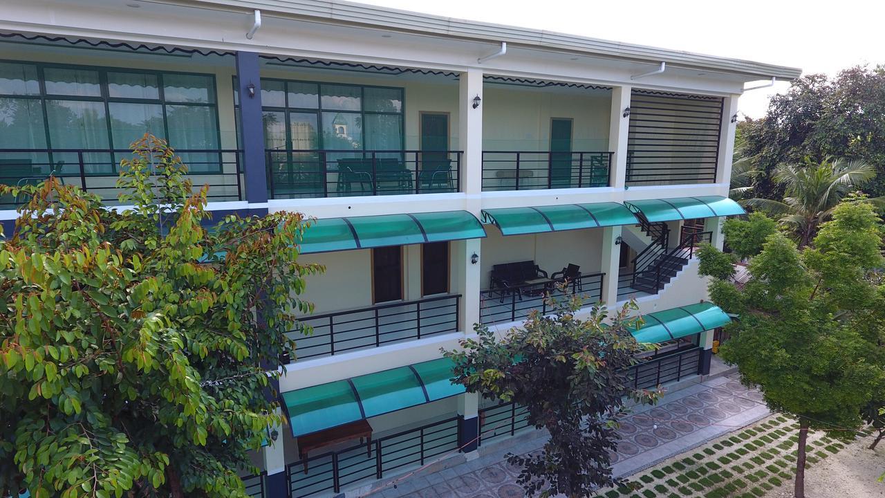 Ralphseej Pension House 莫阿尔博阿 外观 照片