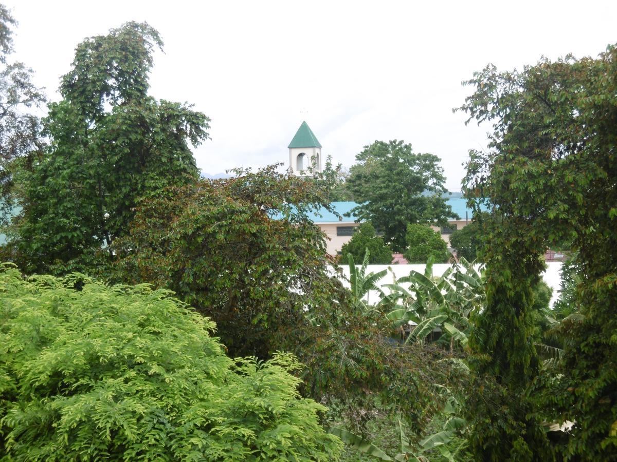 Ralphseej Pension House 莫阿尔博阿 外观 照片